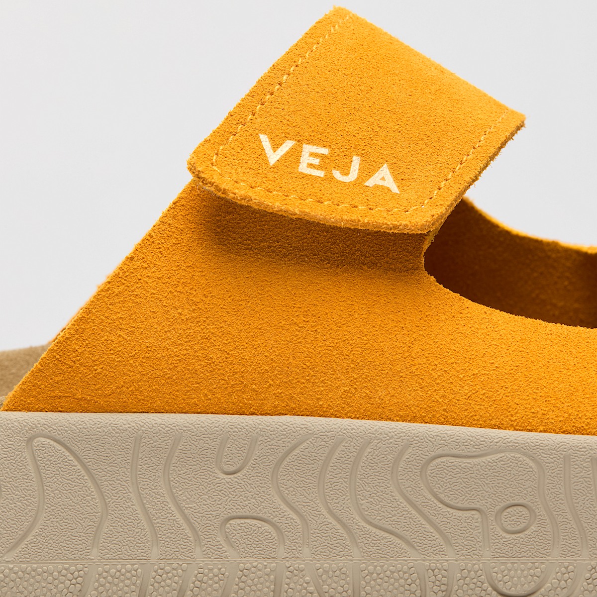 ETNA SUEDE SAFRAN ALMOND 3 ETNA SUEDE SAFRAN ALMOND