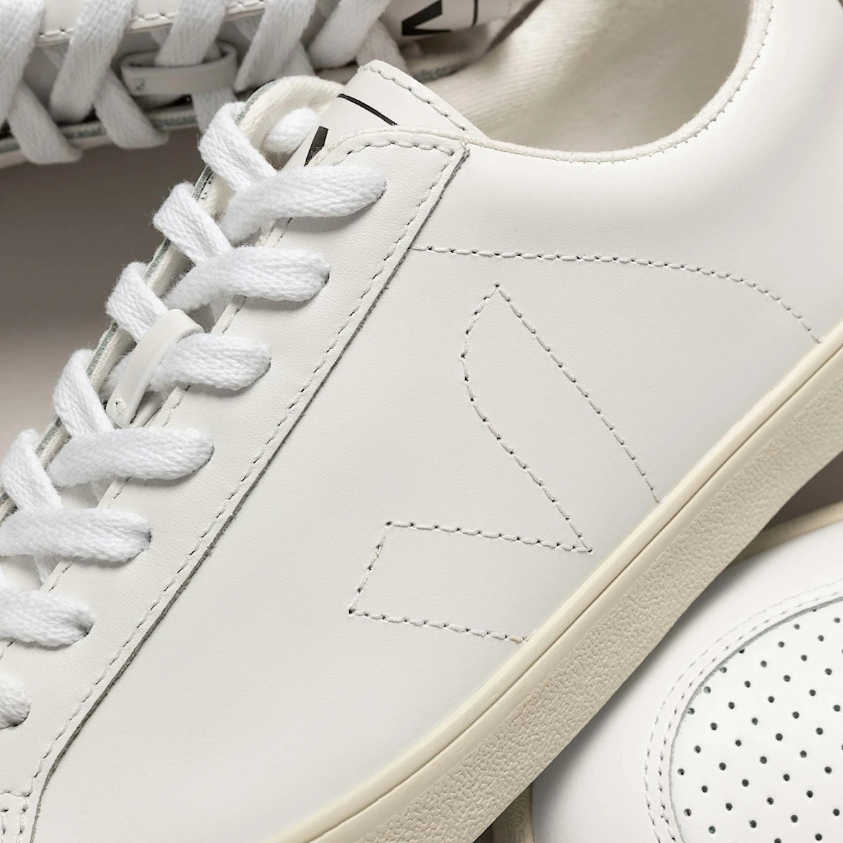 ESPLAR LEATHER WHITE 4 ESPLAR LEATHER WHITE