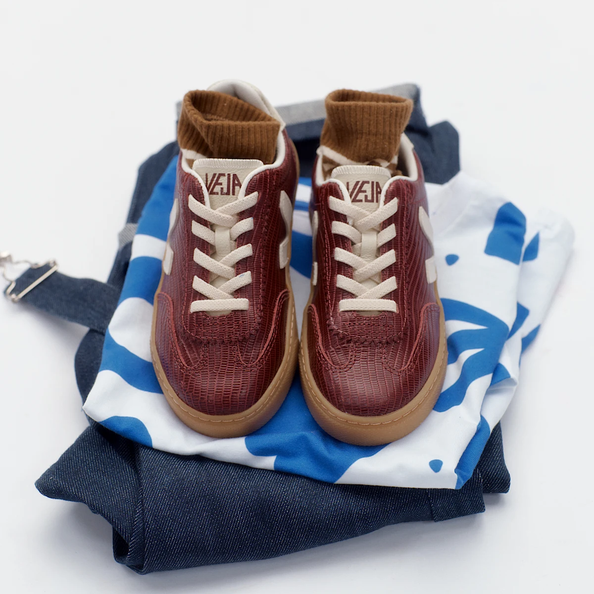 VOLLEY ELASTIC LACES LEATHER AMARANTE PIERRE NATURAL 6 VOLLEY ELASTIC LACES LEATHER AMARANTE PIERRE NATURAL