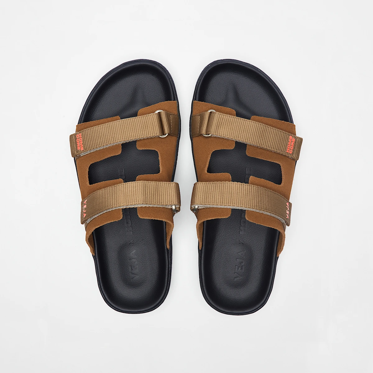 ARPOADOR SUEDE VEJA X HOMECORE COGNAC TENT BLACK