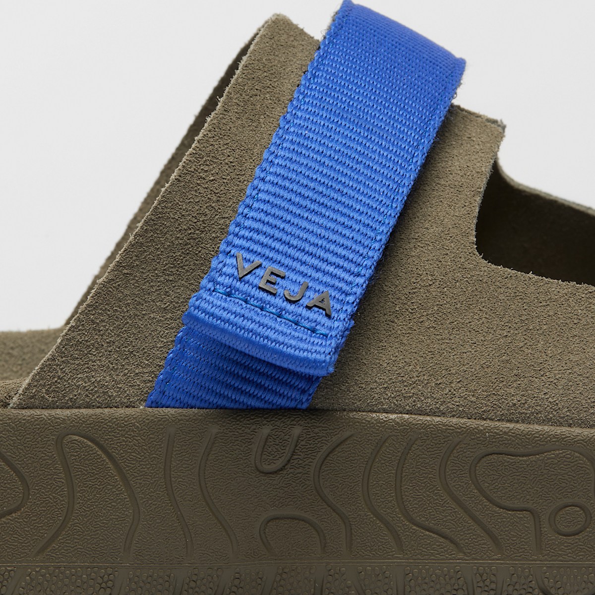 ARPOADOR SUEDE VEJA X WORKING TITLE KAKI 3 ARPOADOR SUEDE VEJA X WORKING TITLE KAKI